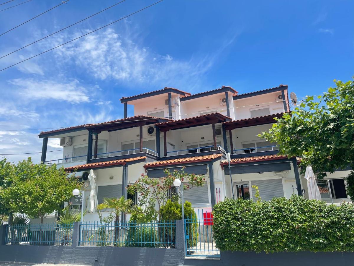 Artemis Hotel Apartments เกราโมตี ภายนอก รูปภาพ